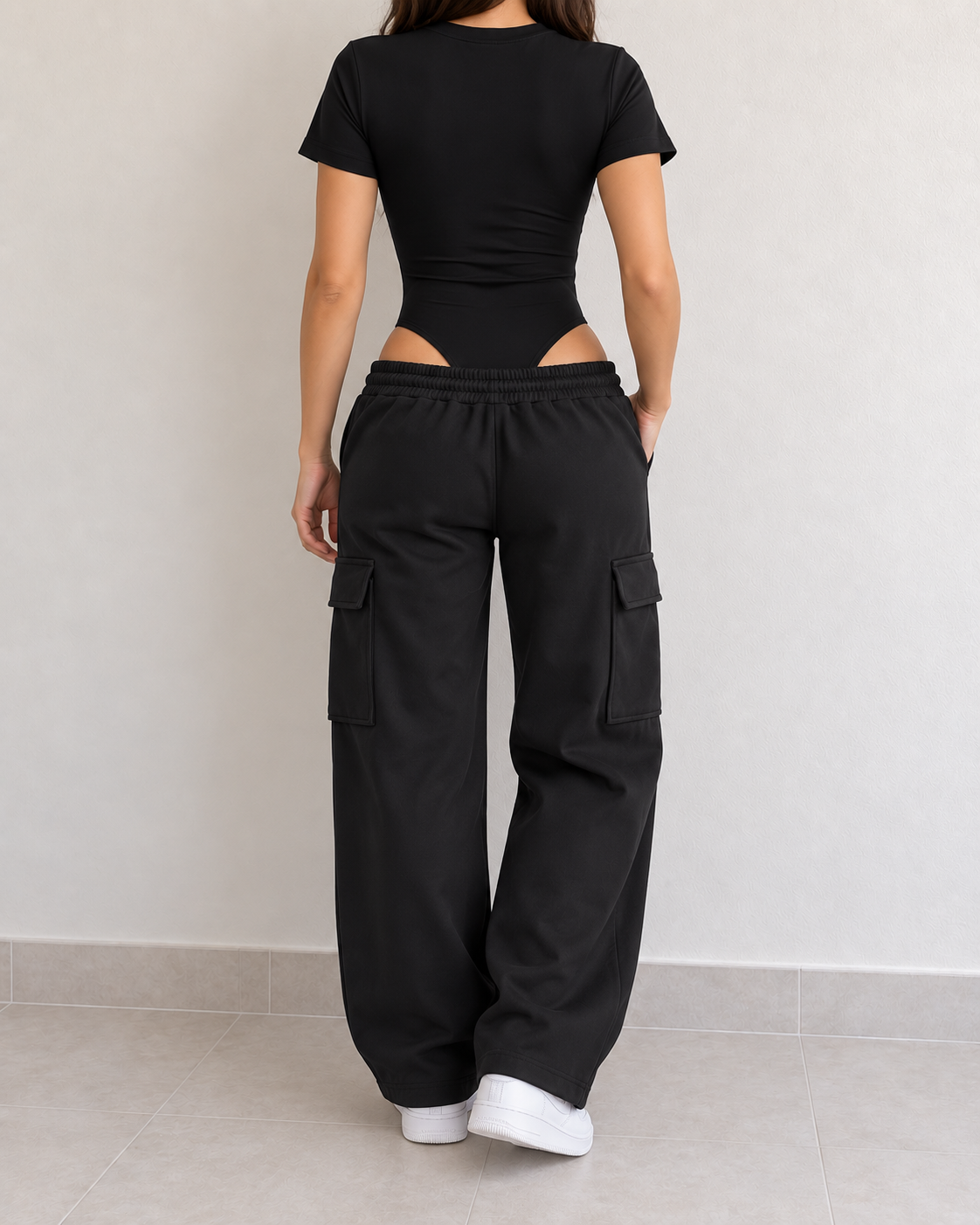 Negro - trasera - Conjunto Body y Pantalón Cargo Mujer