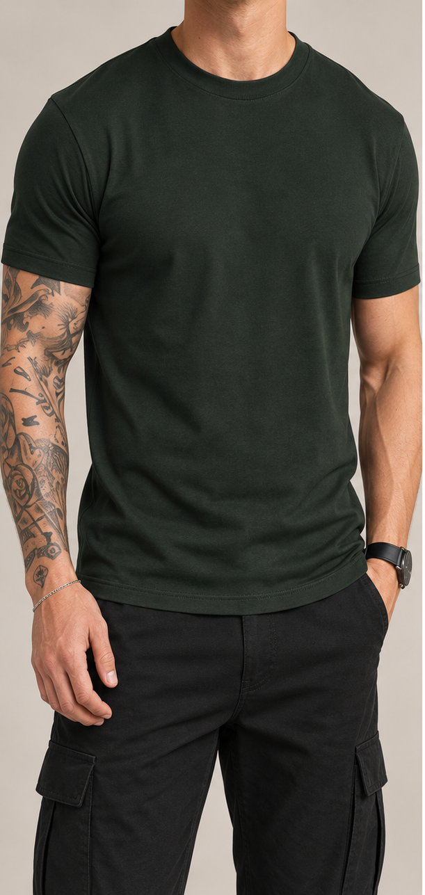 Camiseta básica de hombre color verde caceria, vista frontal