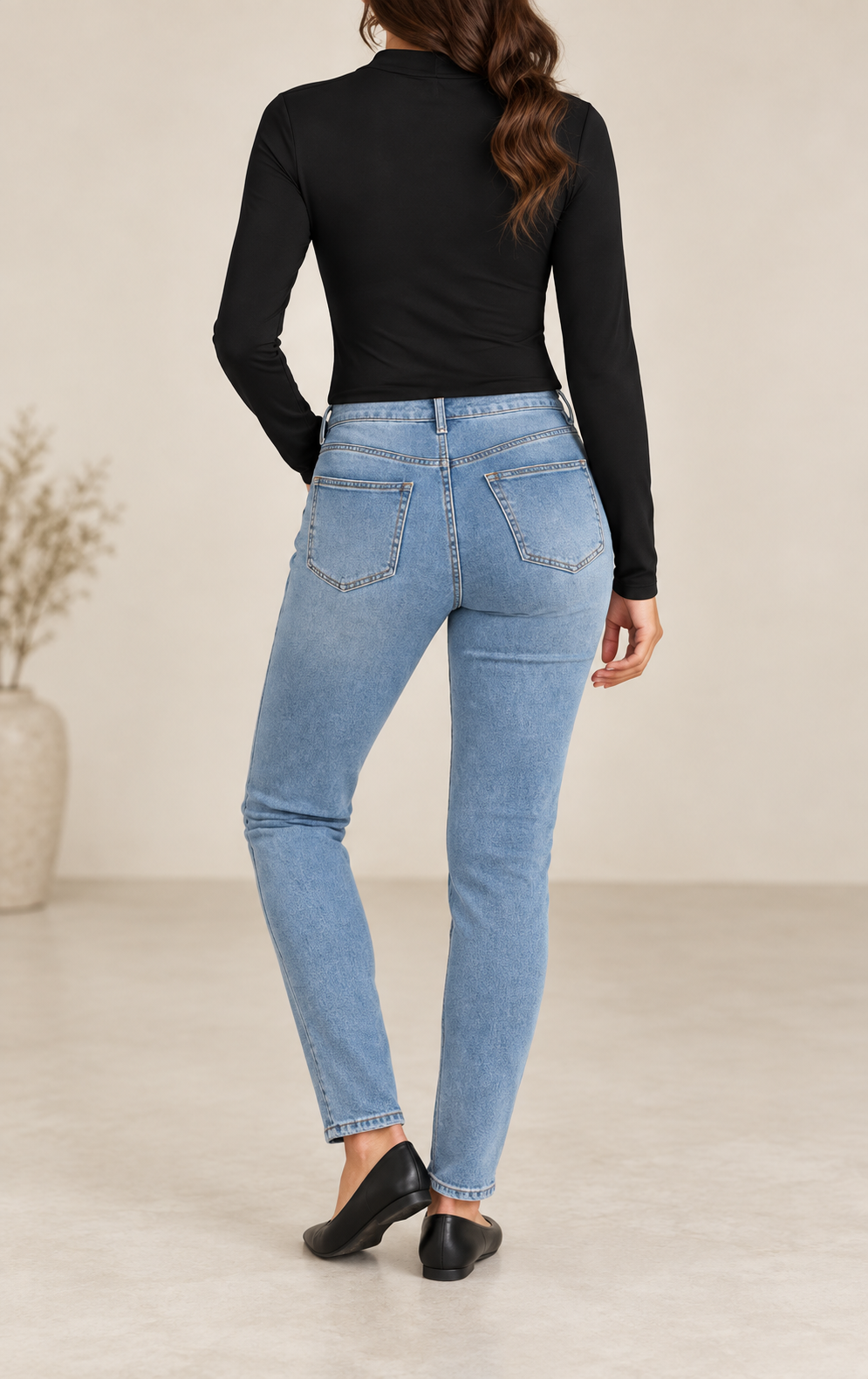 Camiseta Twist Cuello Mujer negra, vista trasera