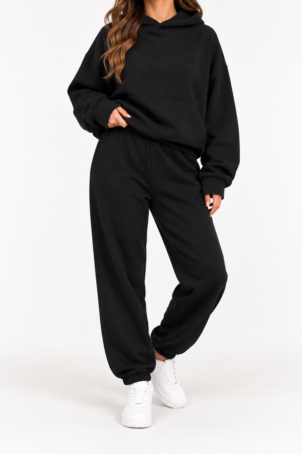 Conjunto chándal mujer con capucha negro, vista frontal