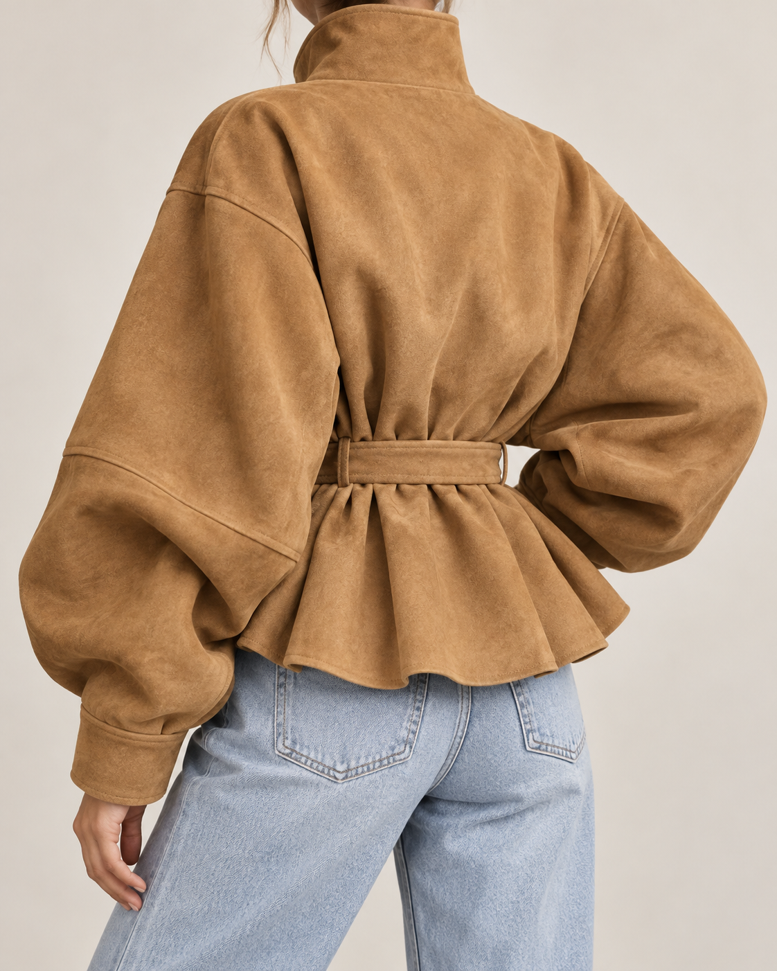 Chaqueta peplum efecto ante camel - trasera