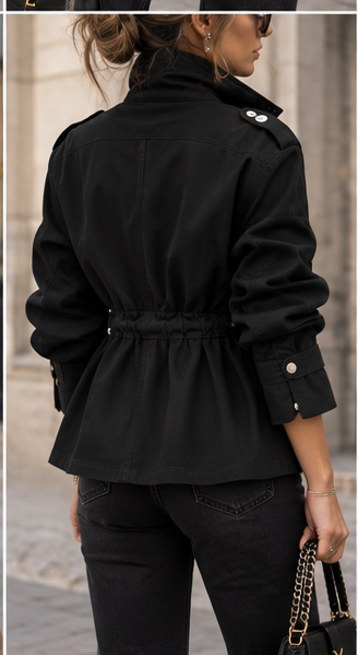Chaqueta utility negra trasera