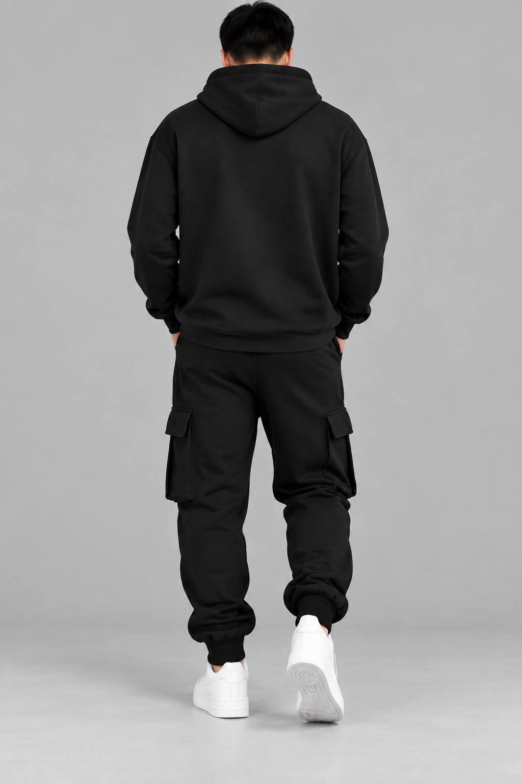 Conjunto Hoodie Cargo Hombre negro trasera