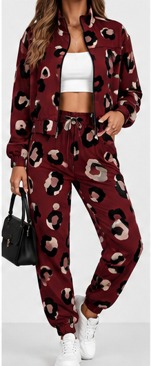 Conjunto leopardo burdeos frontal