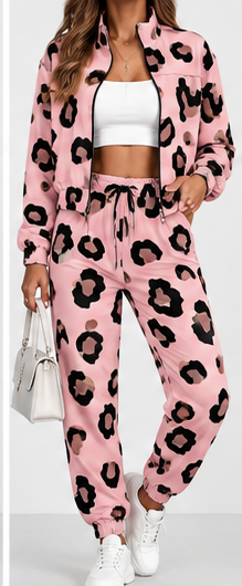 Conjunto leopardo rosa pastel frontal