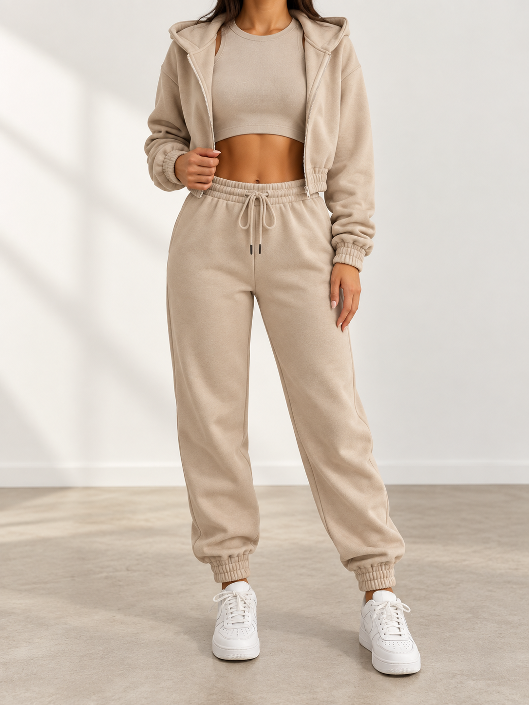 Conjunto Urban Zip beige vista frontal