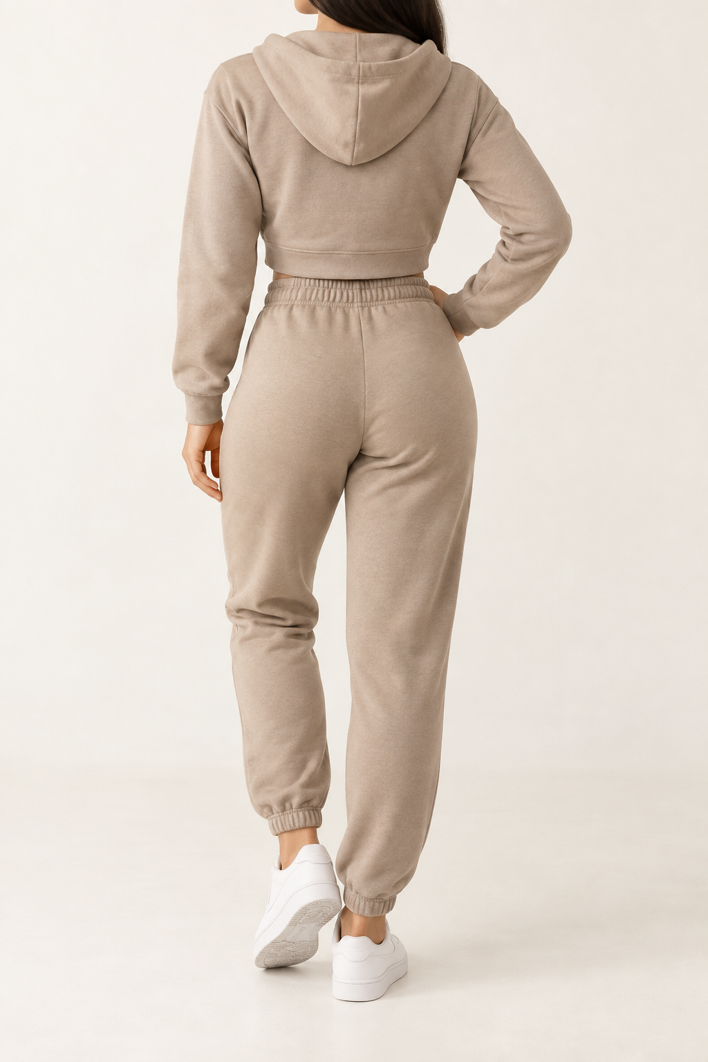 Conjunto Urban Zip beige vista trasera