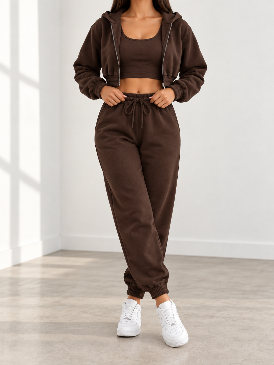 Conjunto Urban Zip marrón profundo vista frontal