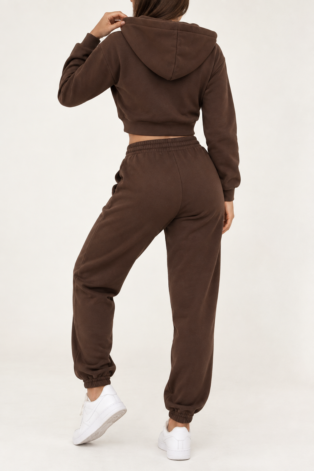 Conjunto Urban Zip marrón profundo vista trasera