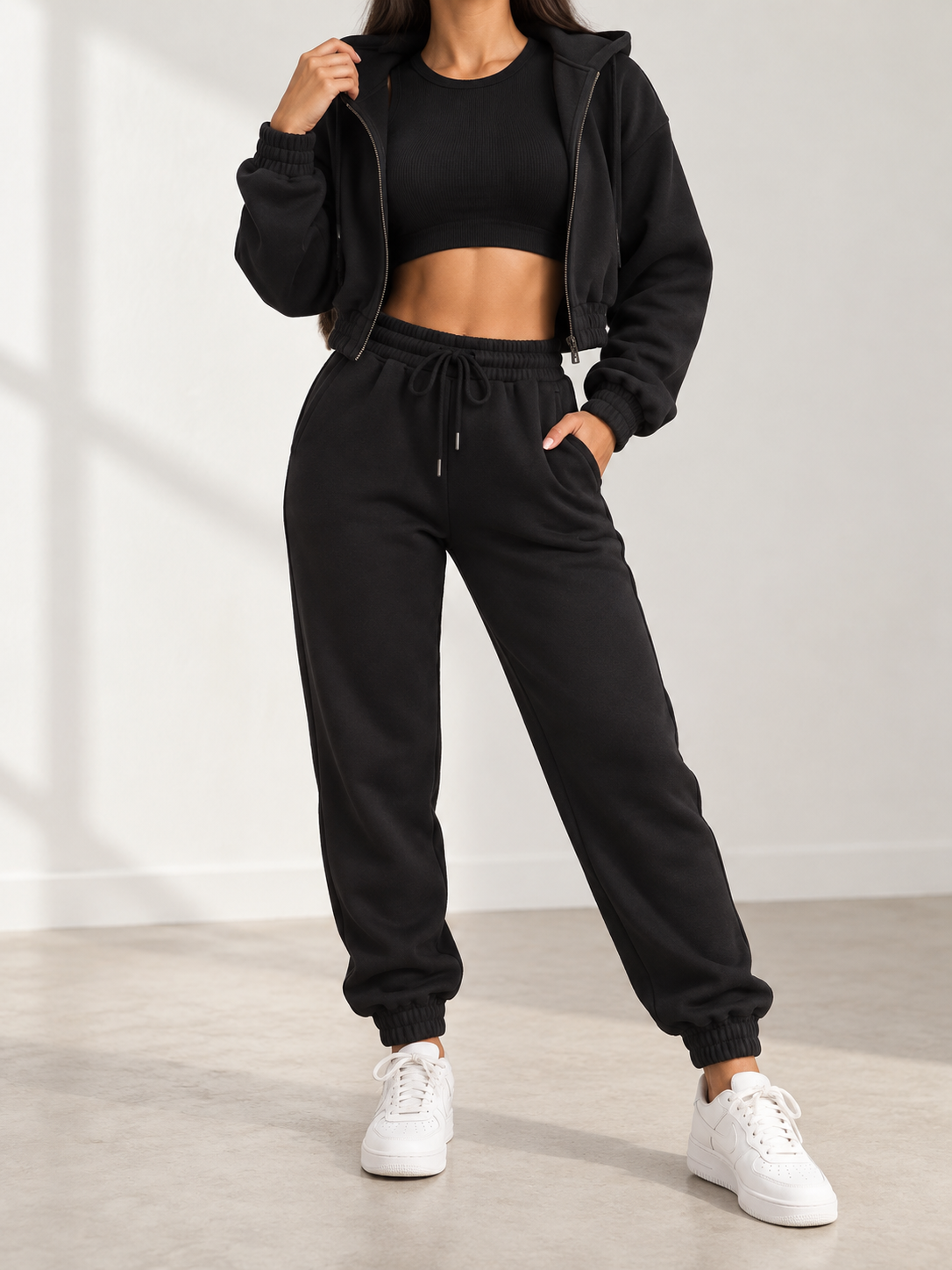 Conjunto Urban Zip negro vista frontal