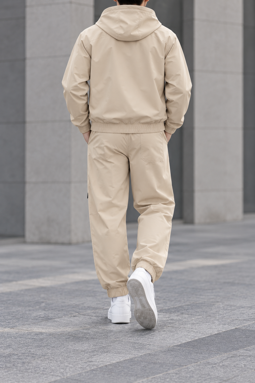 Conjunto Cortavientos de Hombre - Beige trasera