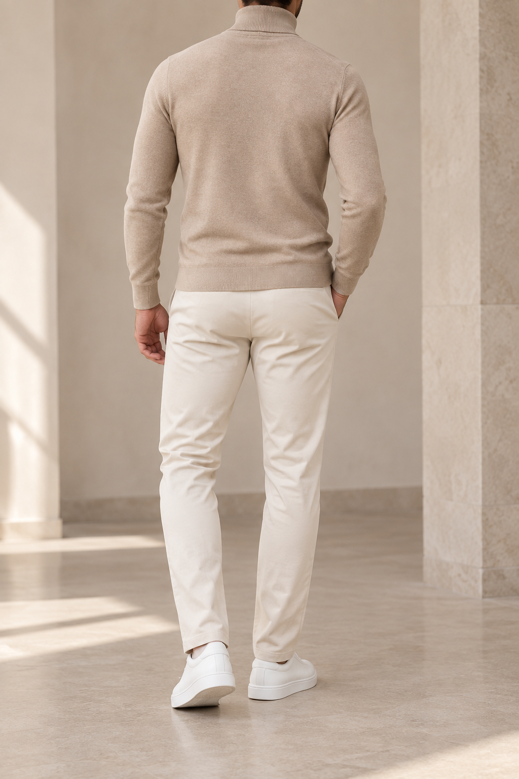 Jersey de cuello alto beige desierto para hombre, vista trasera