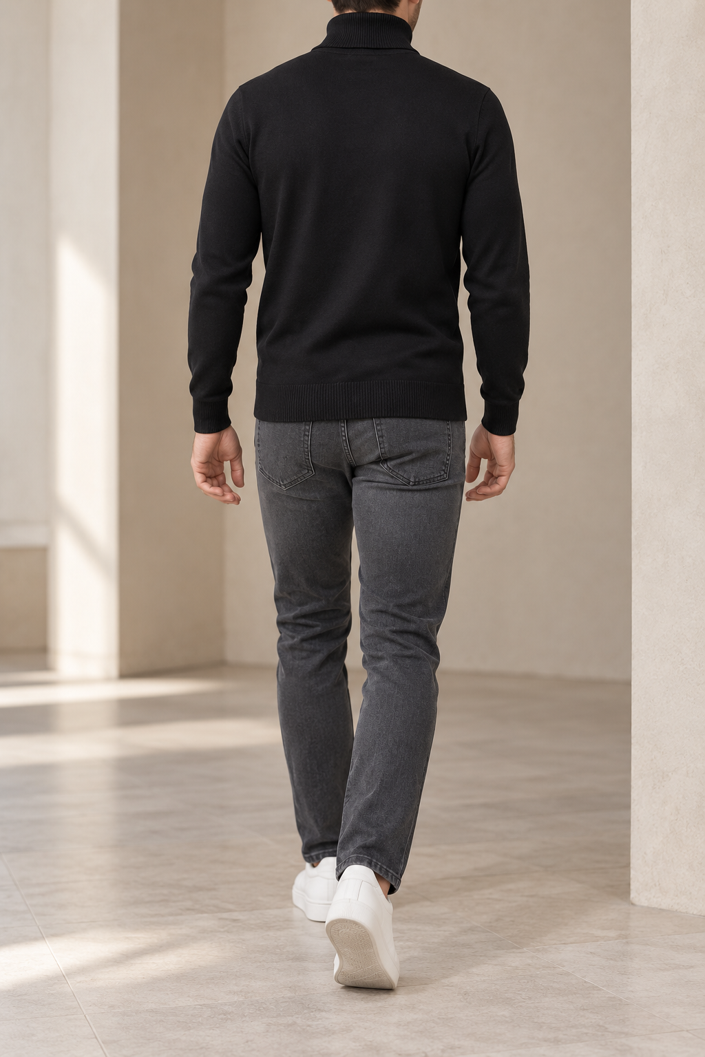Jersey de cuello alto negro para hombre, vista trasera
