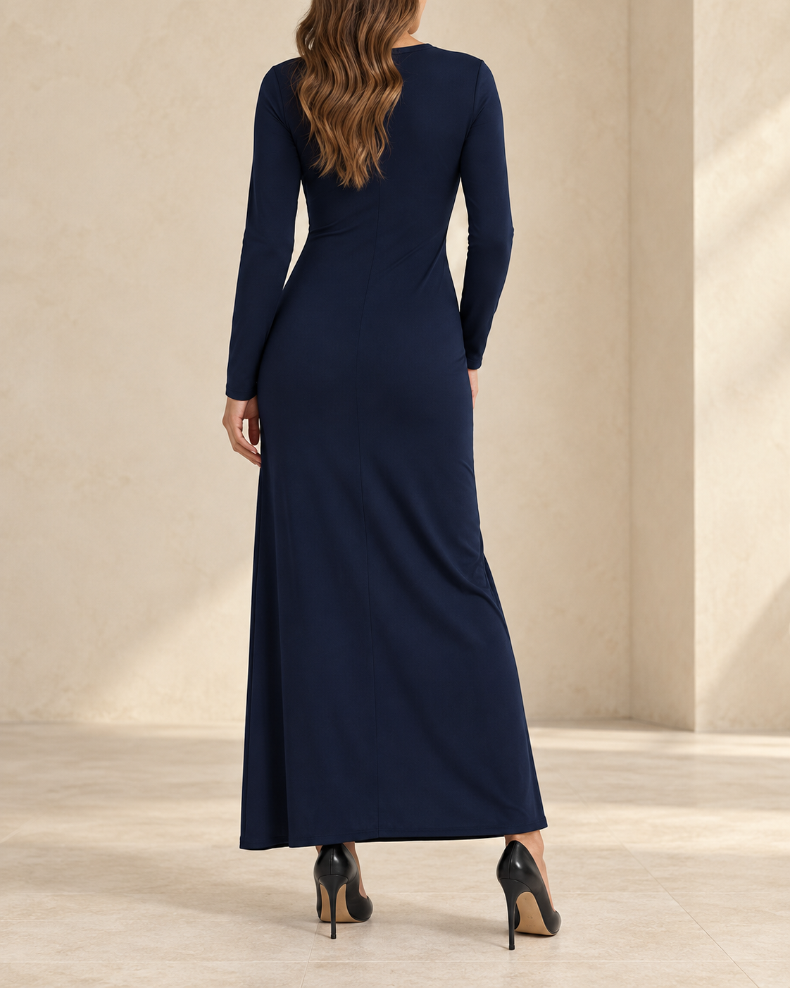 Vestido maxi drapeado azul media noche vista trasera